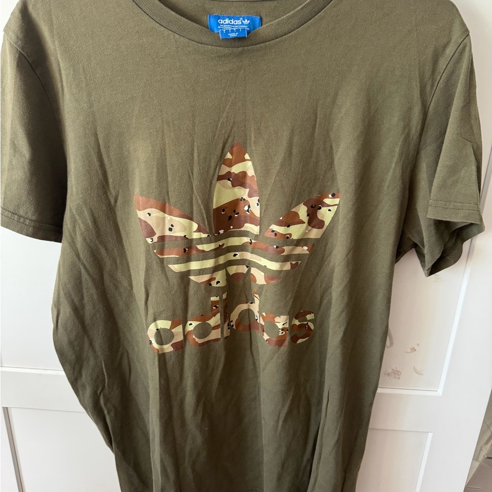 adidas Olive Green Short Sleeve Tee with Camo Trefoil